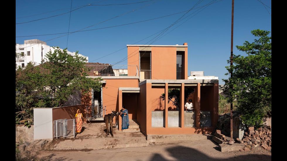 House of Overlaps / pk_iNCEPTiON
